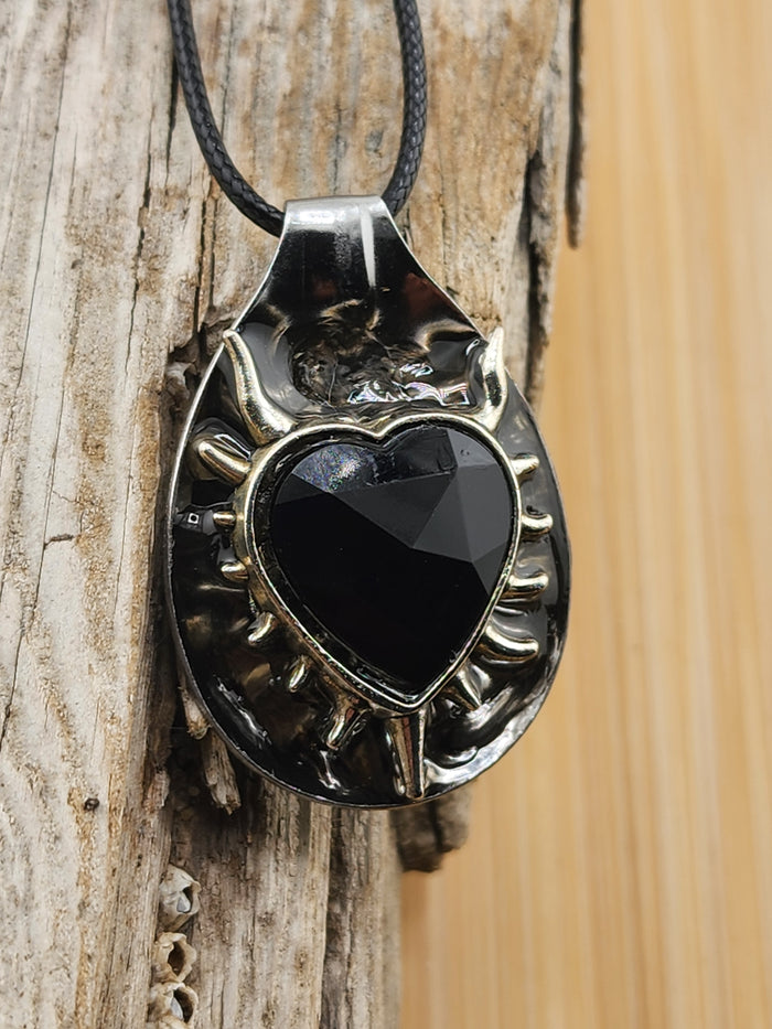 18in Adjustable Black Heart Gem Pendant Necklace - Women's Gothic
