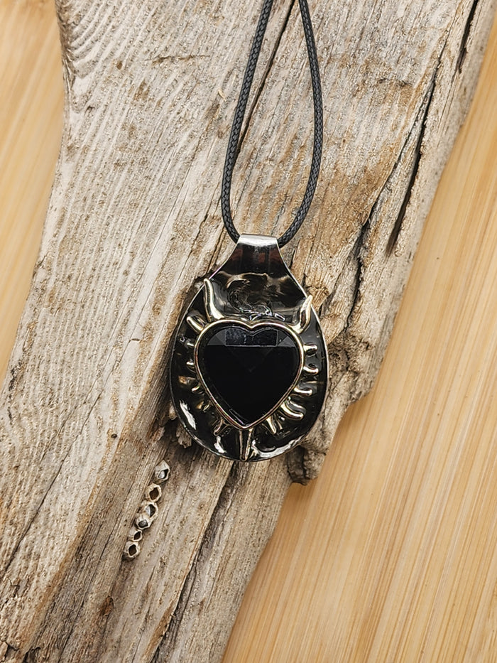 18in Adjustable Black Heart Gem Pendant Necklace - Women's Gothic