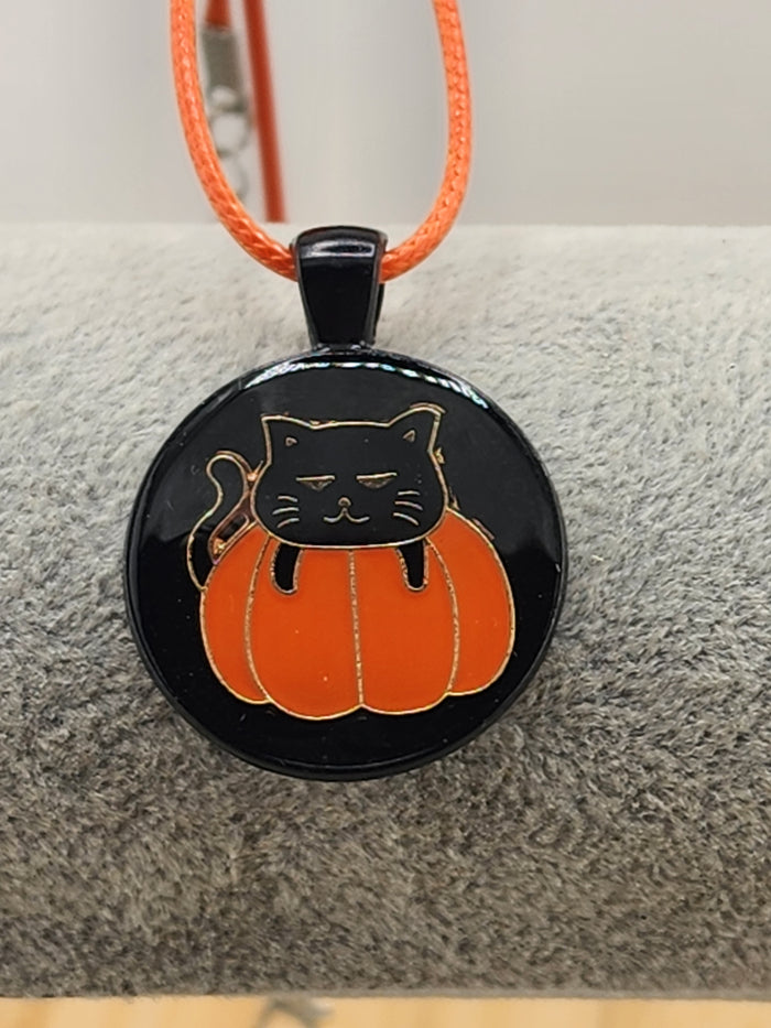 18in Adjustable Black & Orange Cat Pumpkin Necklace - Halloween Jewelry