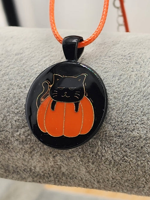 18in Adjustable Black & Orange Cat Pumpkin Necklace - Halloween Jewelry