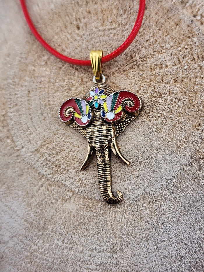 18in Adjustable Bohemian Red Elephant Pendant Necklace