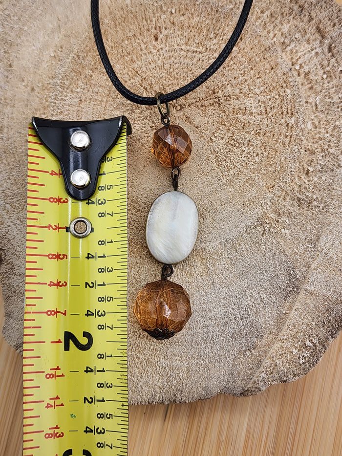 18in Adjustable Elegant Brown Bead and White Shell Pendant Necklace