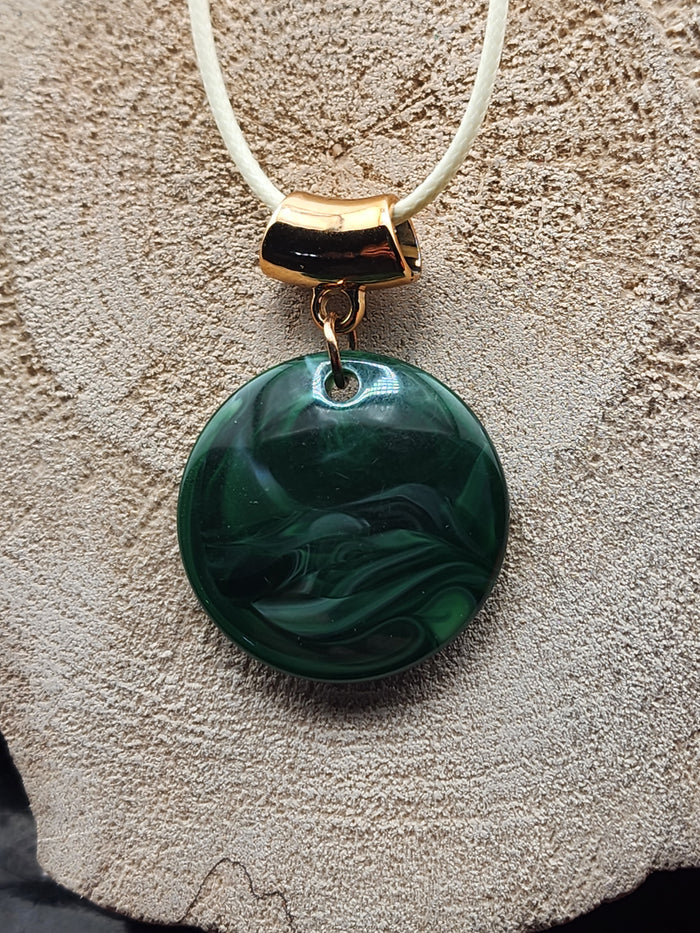 18in Adjustable Elegant Green Marble Pendant Necklace - Gold Accent