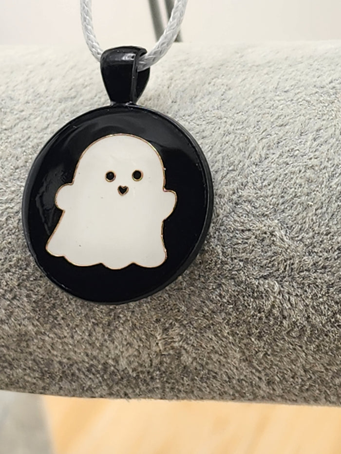 18in Adjustable Ghost Enamel Pendant Necklace Black and White Halloween Jewelry