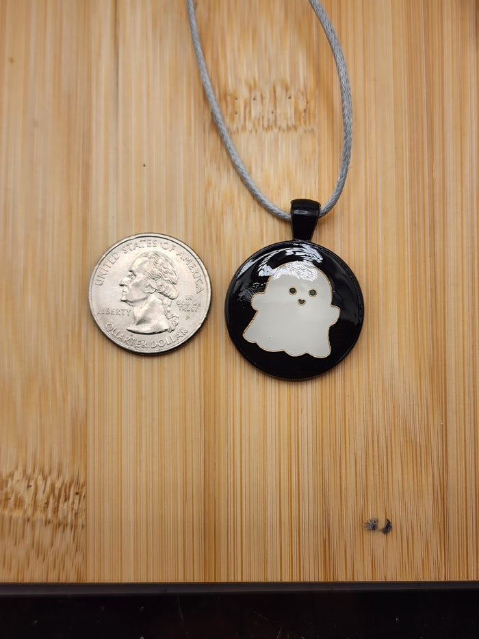 18in Adjustable Ghost Enamel Pendant Necklace Black and White Halloween Jewelry