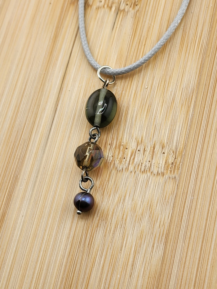 18in Adjustable Smoky Acrylic Glass Bead Drop Pendant Necklace - Elegant Grey