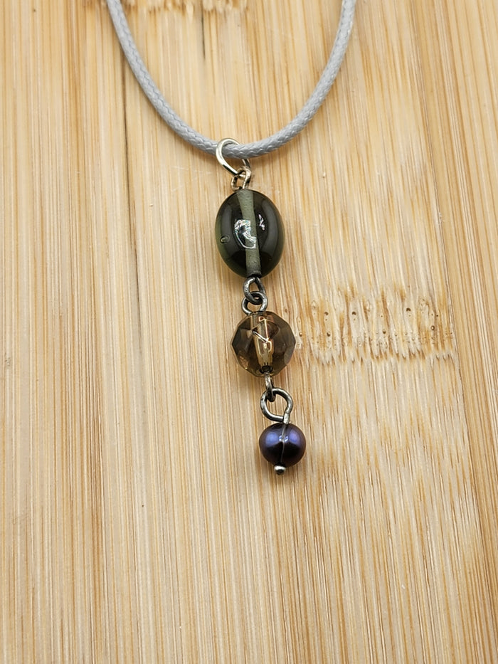 18in Adjustable Smoky Acrylic Glass Bead Drop Pendant Necklace - Elegant Grey