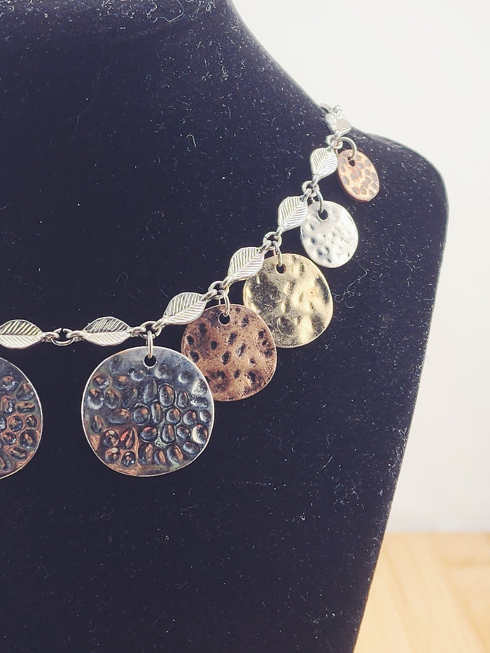 23in Adjustable Multitone Hammered Disc Necklace - Women's Jewelry 0551