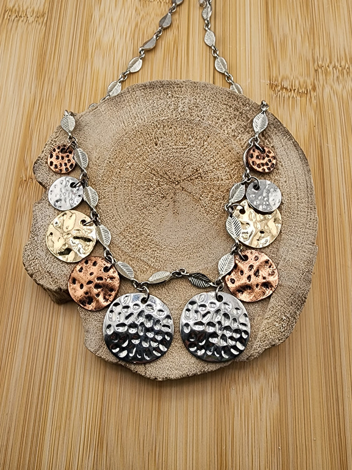 23in Adjustable Multitone Hammered Disc Necklace - Women's Jewelry 0551