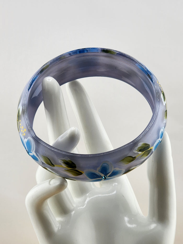 8.25in Hand-Painted Lavender Floral Resin Bangle Bracelet 0522