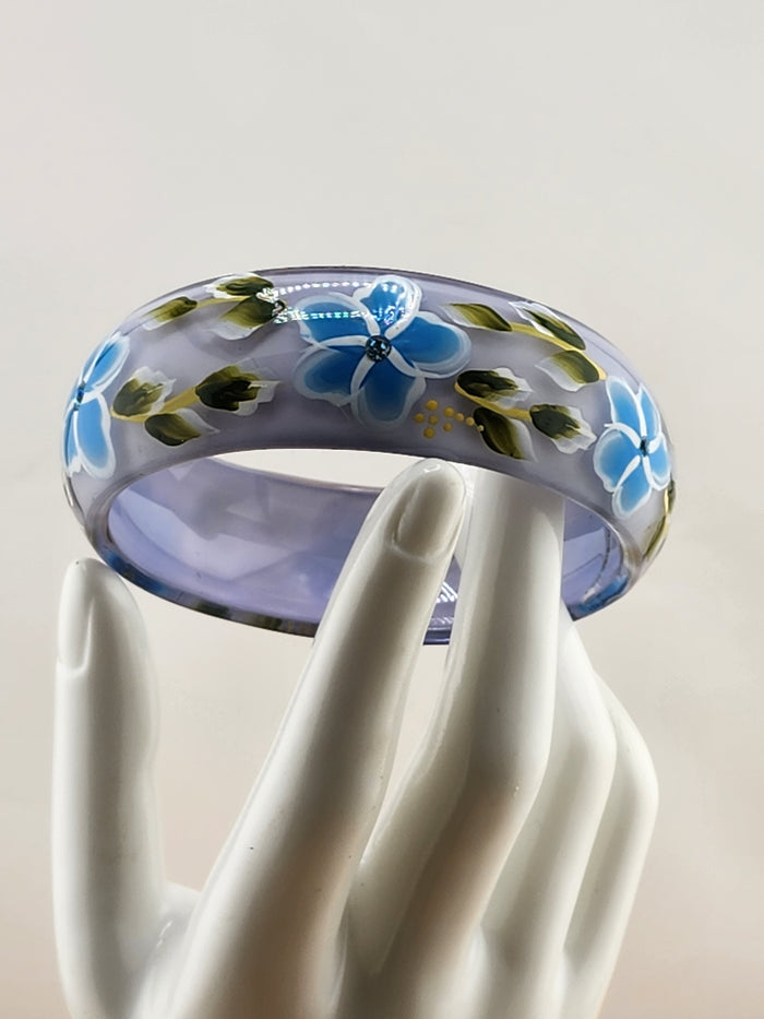 8.25in Hand-Painted Lavender Floral Resin Bangle Bracelet 0522