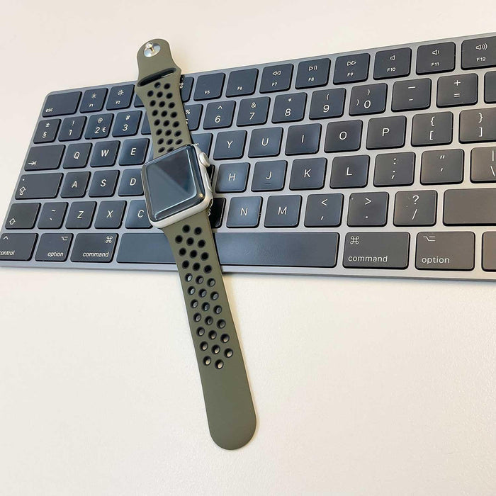 Apple Watch bandje Fusion - dubbel - siliconen - army groen zwart