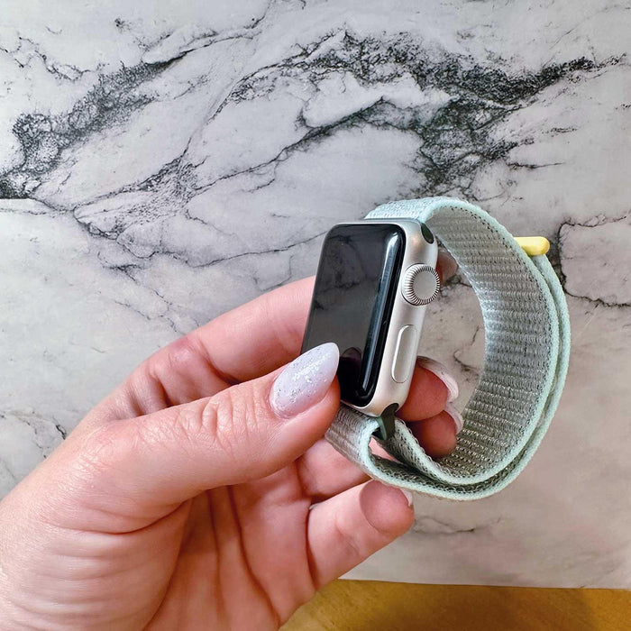 Apple Watch bandje Nexora - geweven - nylon - zacht mintgroen