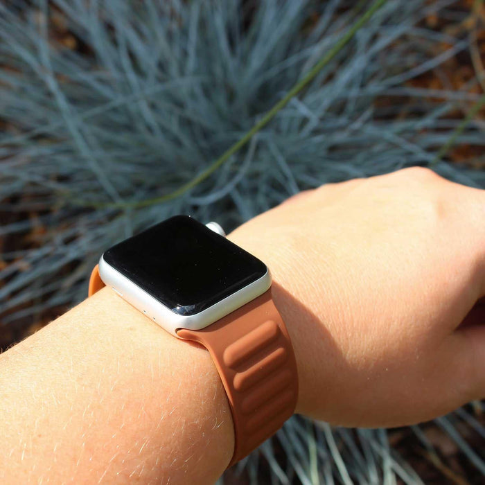Apple Watch solo ribbel bandje - siliconen - bruin