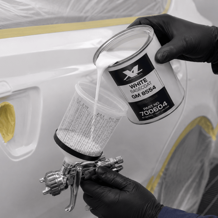 Code 40 White GM 8554 Basecoat Paint, Quart, Excel 700601 -700604 - Eagle National Supply