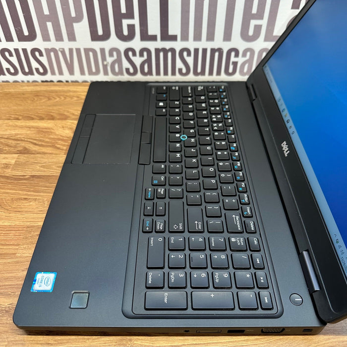 Dell Laptop Latitude 5580 - Intel Core i5 8GB RAM 256GB SSD