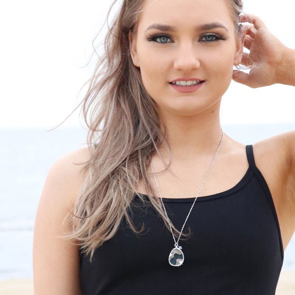 Drift Necklace