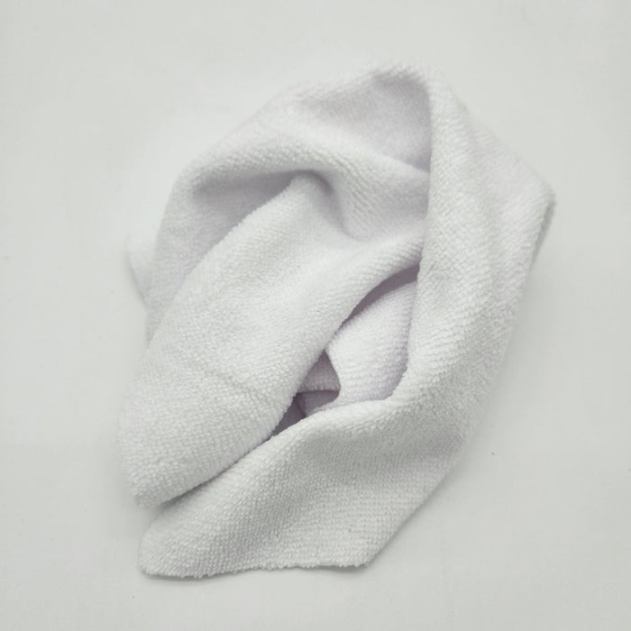 High Teck 1625 White Microfiber Towel, 16in x 16in, Box of 25 - 1625 - Eagle National Supply