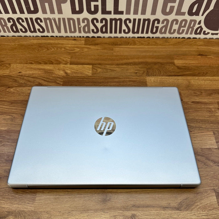 HP Laptop 14-ep0523sa - Intel Quad-Core 8GB RAM 128GB SSD