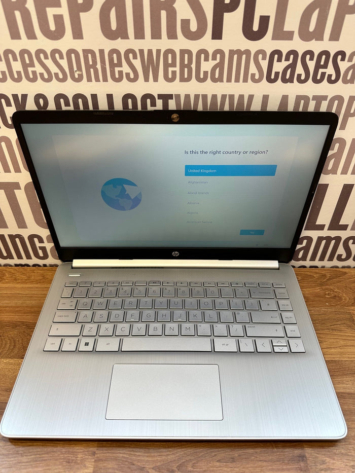 HP Laptop 14s-dq2524sa - 11th Generation Core i3 8GB RAM