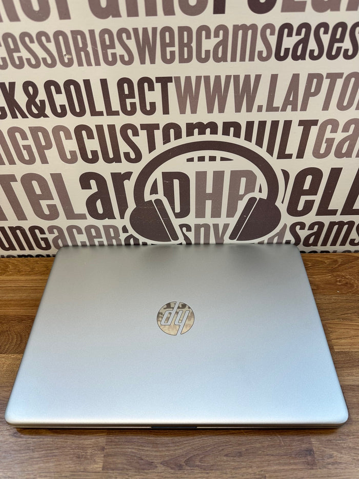 HP Laptop 14s-dq2524sa - 11th Generation Core i3 8GB RAM