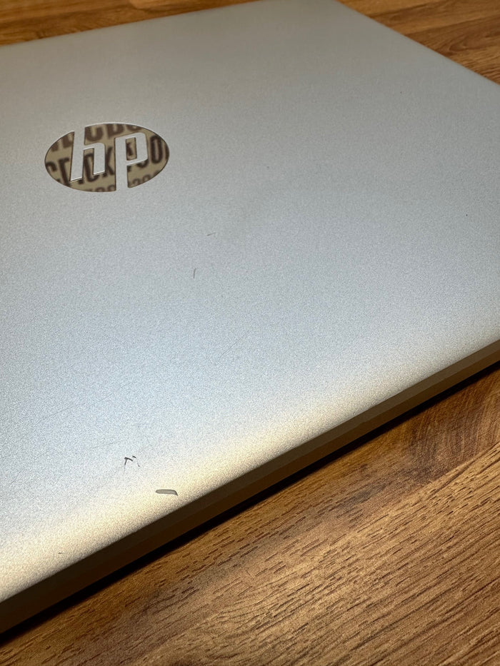 HP Laptop 15-dw0010na - Intel Core i3 8GB RAM 128GB SSD