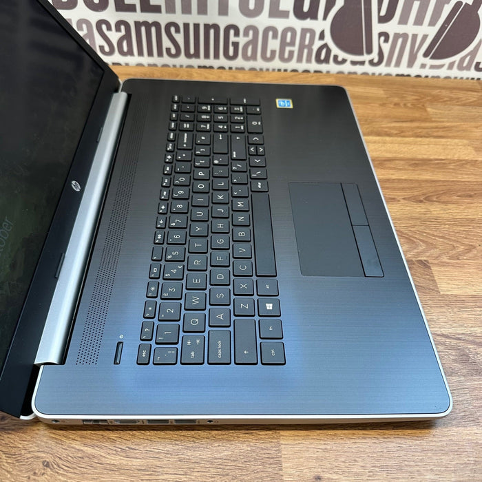HP Laptop 17-by0031na - Intel Pentium Gold 4GB RAM 1TB HDD