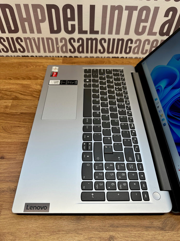 Lenovo IdeaPad 1-15 - AMD Dual-Core 4GB DDR5 RAM 256GB SSD