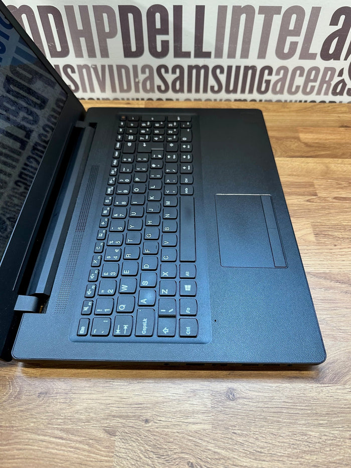Lenovo Laptop IdeaPad 110 - Intel Quad-Core 4GB RAM 240GB
