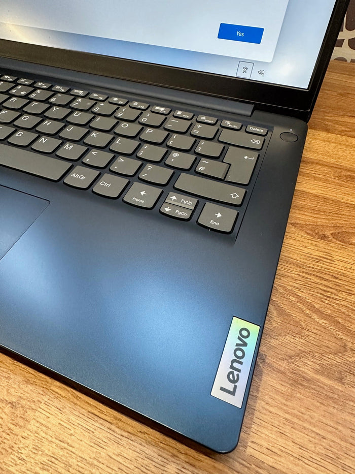 Lenovo Laptop IdeaPad 1i-14 - Intel Quad-Core 4GB RAM 128GB