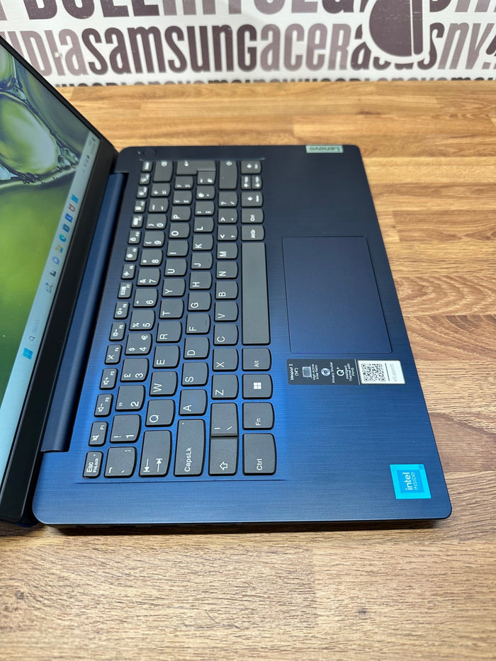 Lenovo Laptop IdeaPad 3i-14 - Intel Dual-Core 8GB RAM 128GB