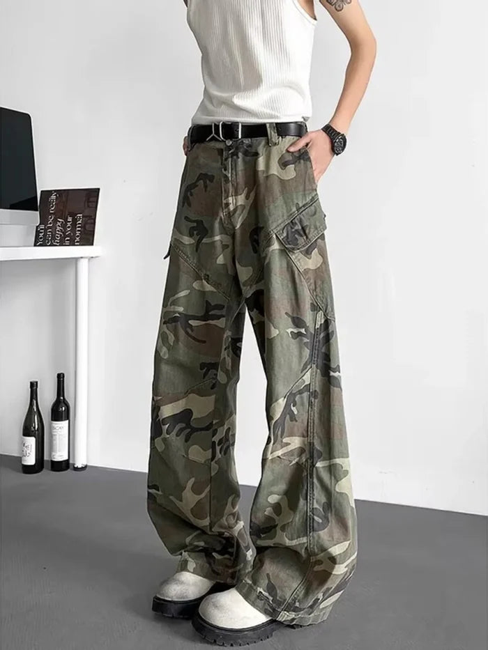 Loose Fit Camouflage Cargo Pants