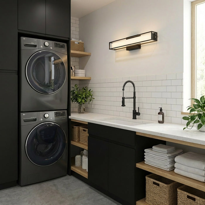 SML440108-BK