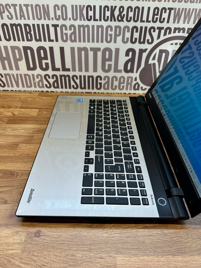 Toshiba Laptop L50-C-1GM - Intel Core i3 8GB RAM 1TB HDD